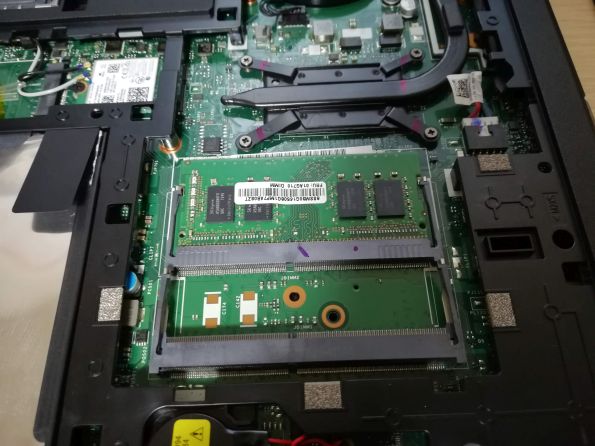 中古のThinkPad L570 にメモリ増設・SSD換装し、新品ノートPC並みの 